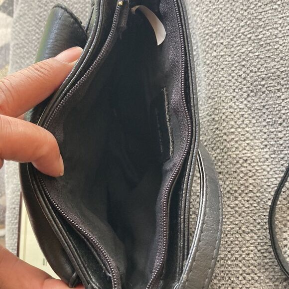 Crossbody Black Genuine Leather - Picture 4 of 11